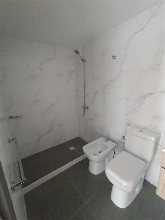 Alquilo Apartamento Monoambiente con balcón. Gimnasio, cowo