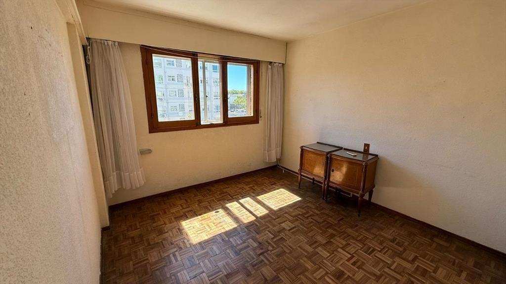 Almería esq Concepción del uruguay, 2 dorm,  60 m2