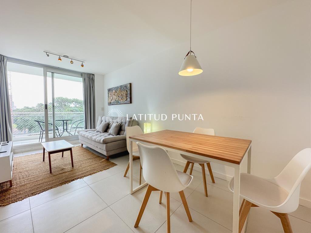 Apartamento en Roosevelt, 1 dormitorio y