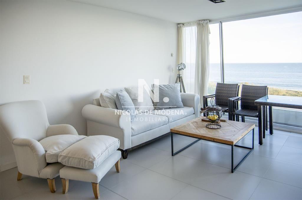 Departamento de 2 suites + depedencia en venta al