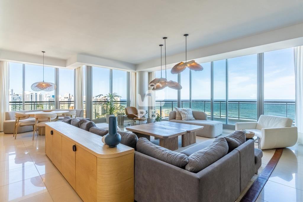 Penthouse premium frente al mar en Playa Brava: y