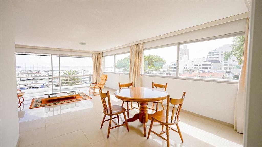 Apartamento en Venta en la Peninsula de Punta del Este