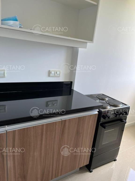 venta apartamento un dormitorio en Av. Roosevelt.