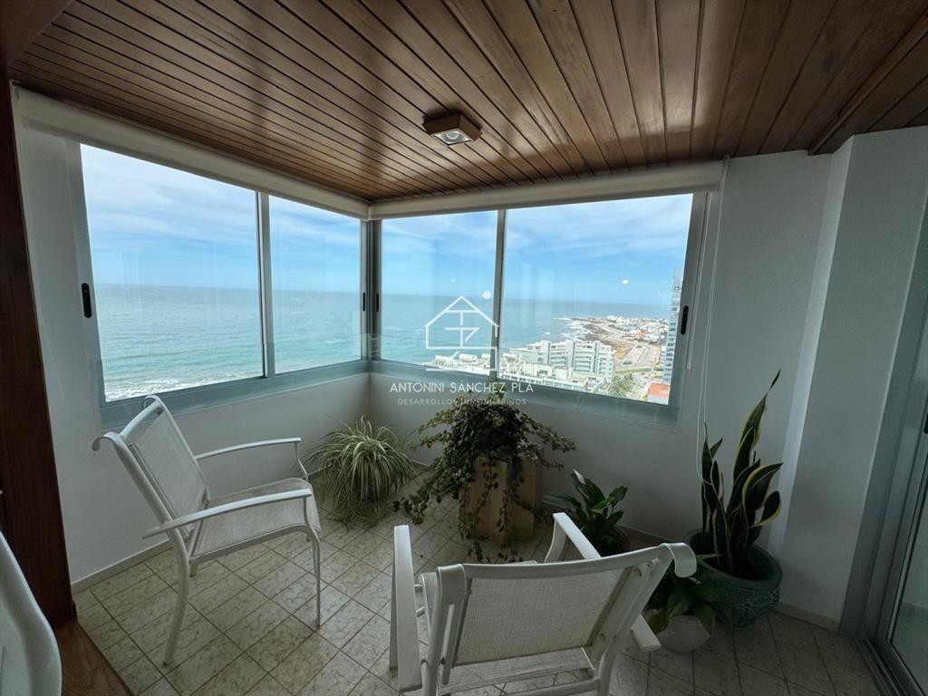 Apartamento en Peninsula, 3 dormitorios *