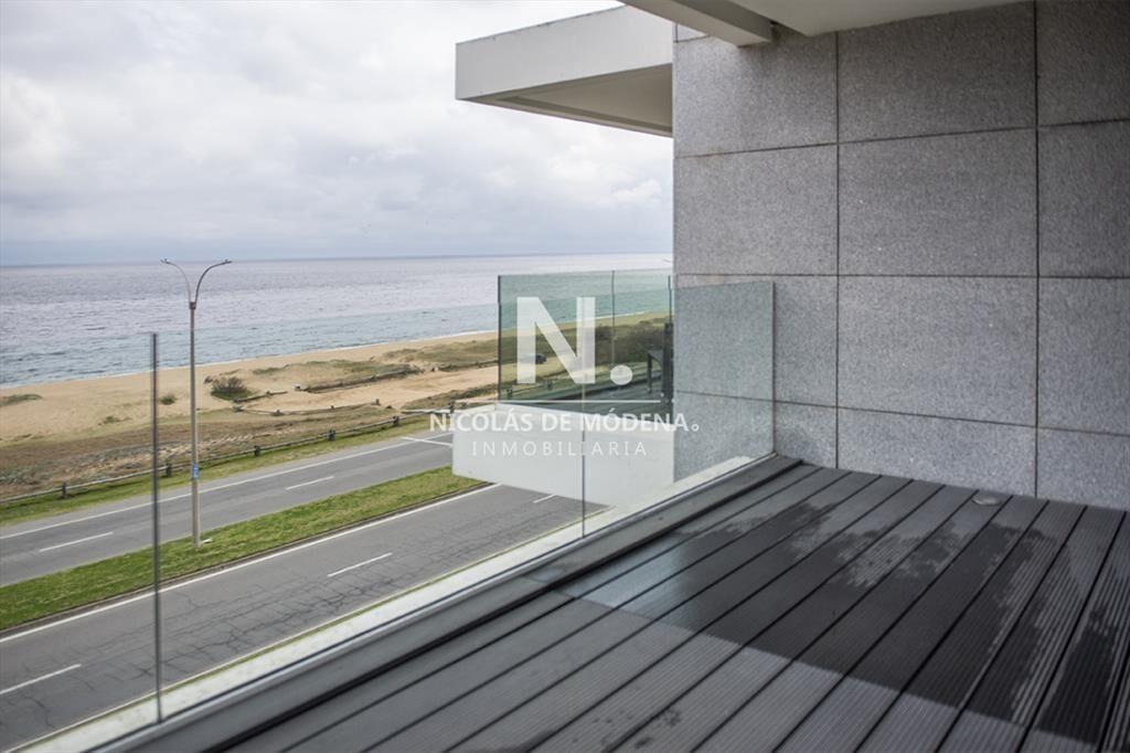 Vende apartamento equipado de 3 dormitorios al ,