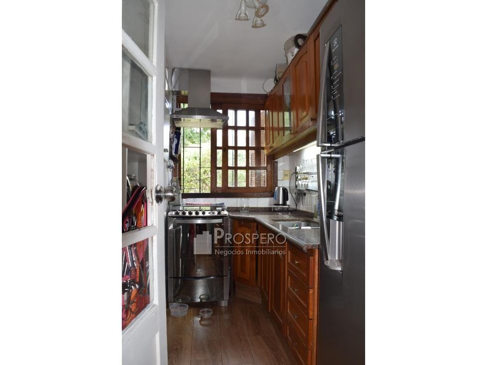 594/p venta casa 4 dorm,2 Plantas,jardin,coch.terraza Parqu