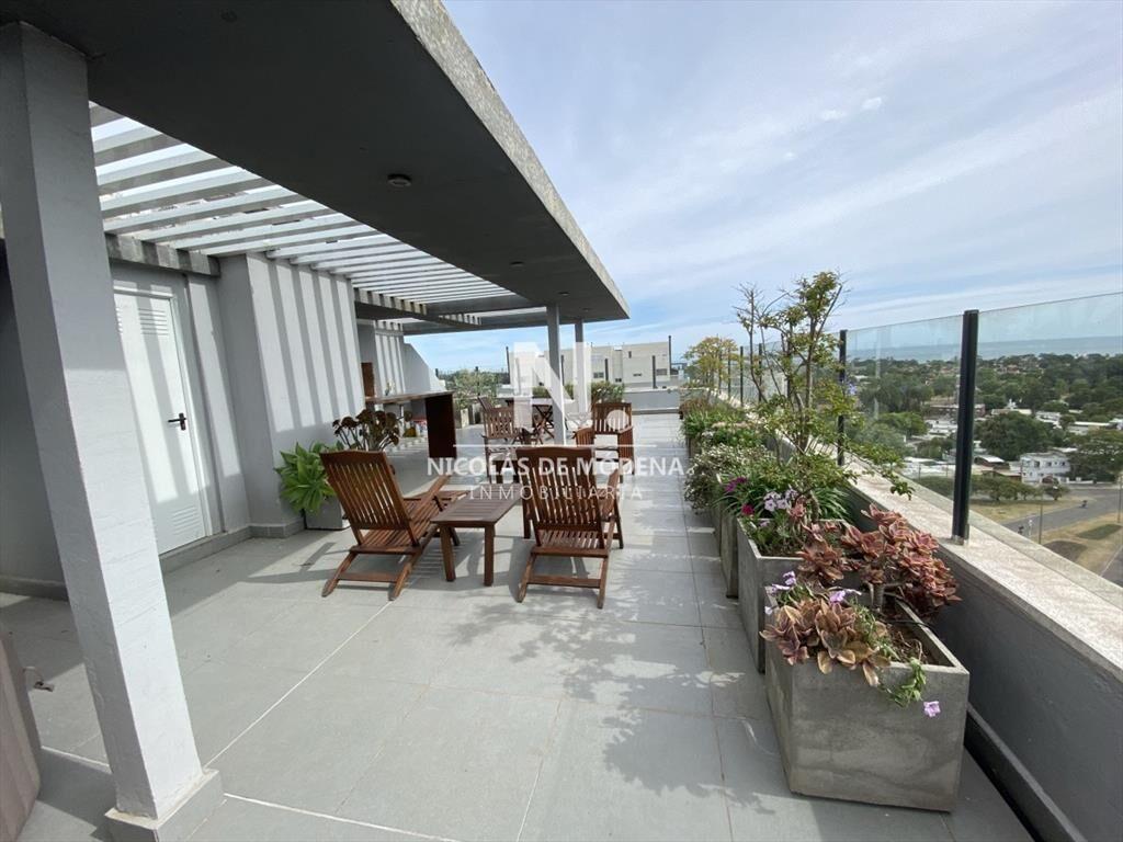 Vende apartamento PentHouse de 3 dormitorios en
