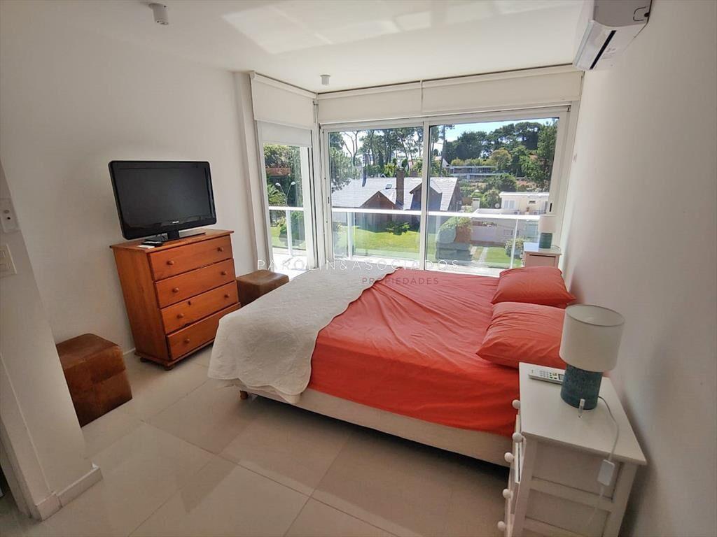 Apartamento en venta de 2 dormitorios en Punta