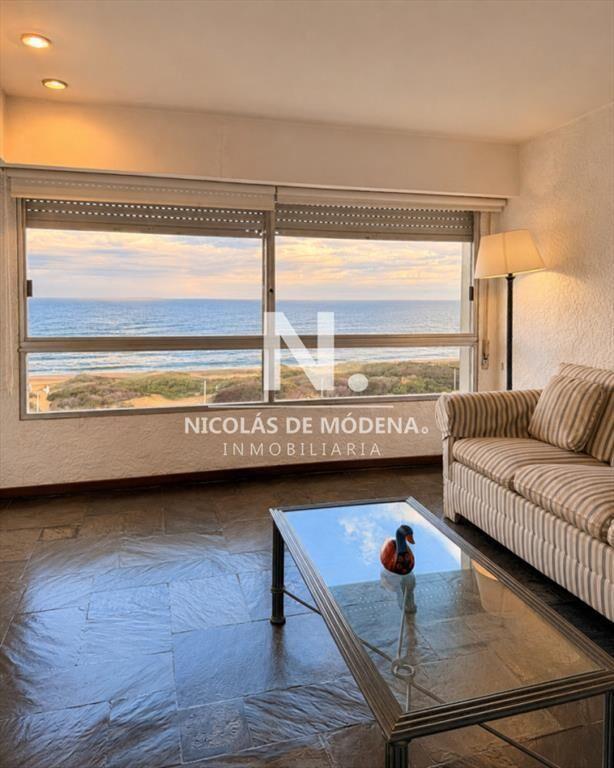 Apartamento de 1 dormitorio en venta, con garage