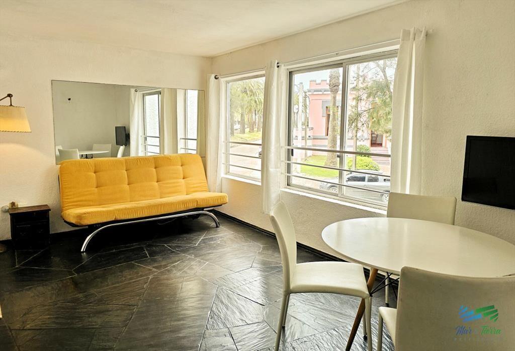 En venta apartamento 1 dormitorio en el puerto con vista, P