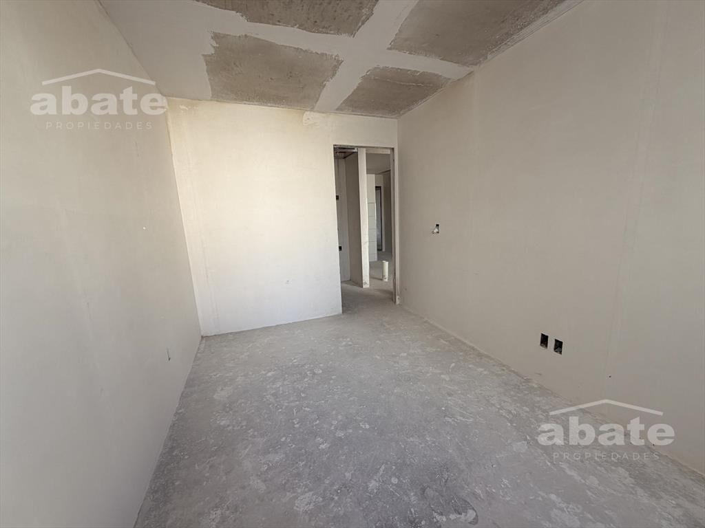Venta apartamento 1 dormitorio próximo a estrenar en Tres C