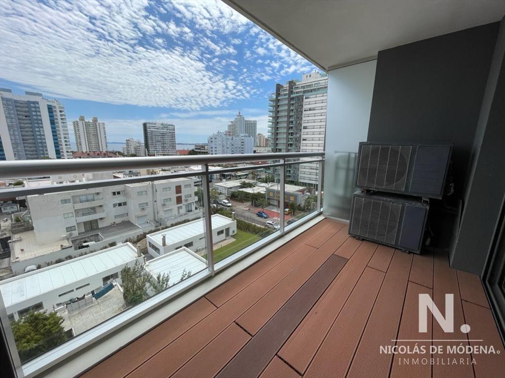 Apartamento de 1 dormitorio en alquiler y venta en Punta de