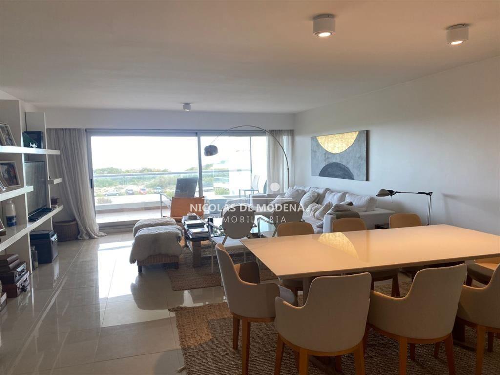 Espectacular Departamento de 2 suites en venta al