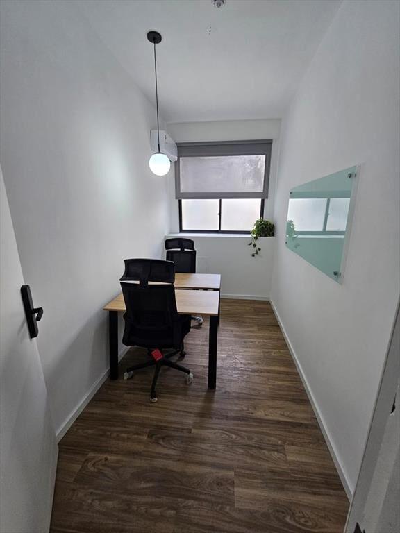 Plaza Gomensoro, única planta llana de 500 m2 + terraza de