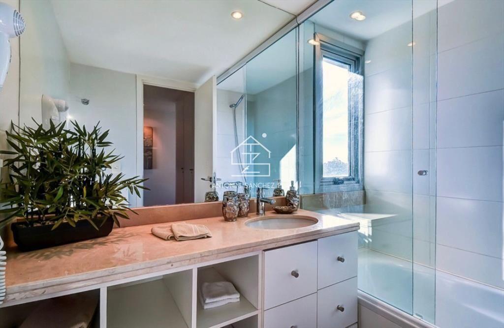 PISO ALTO EN BRAVA CON AMENITIES
