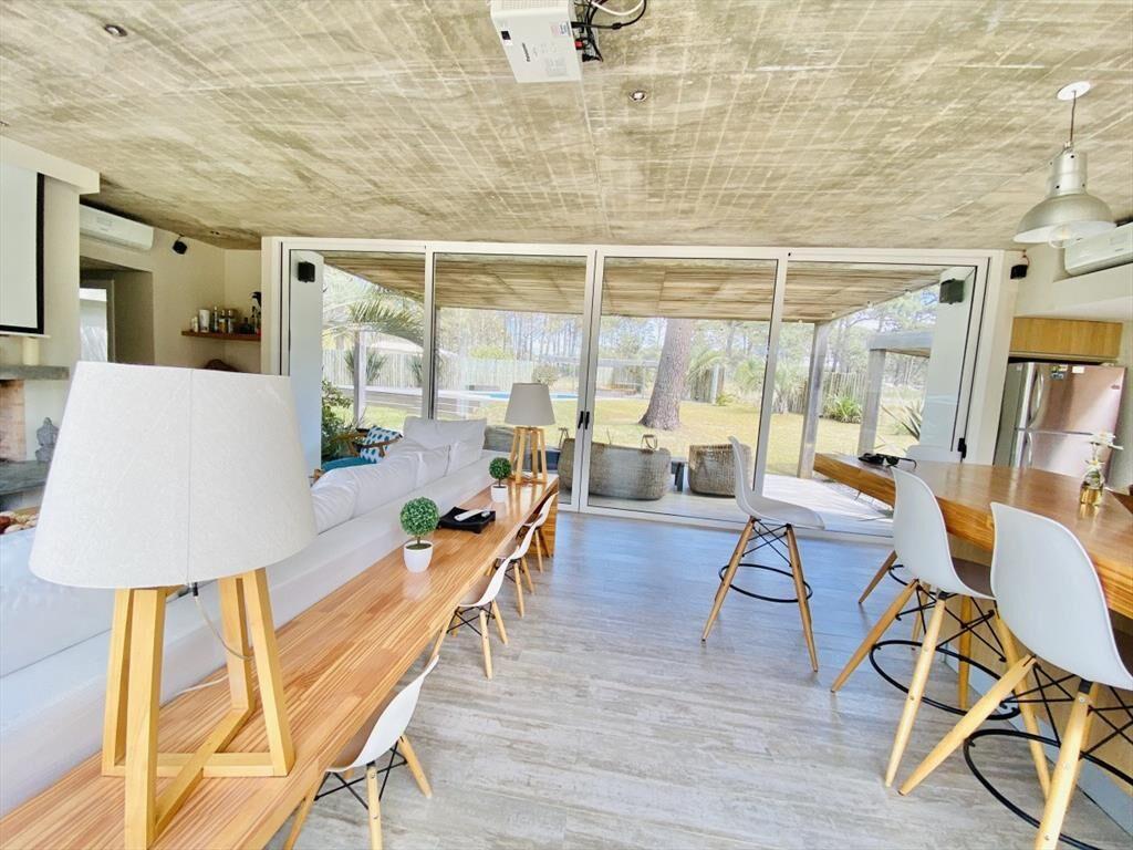 VENTA CASA DE 3 DORMITORIOS EN BARRIO PRIVADO