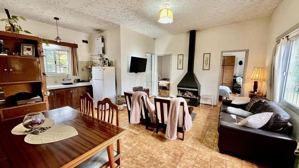 Venta Casa 2 Dormitorios, Terreno de 832 m², Solymar Sur