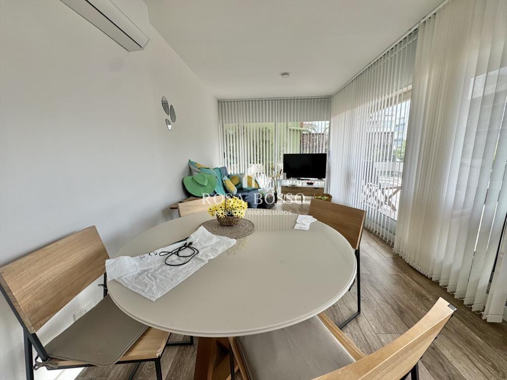 APARTAMENTO EN VENTA DE 1 DORMITORIO EN PENINSULA