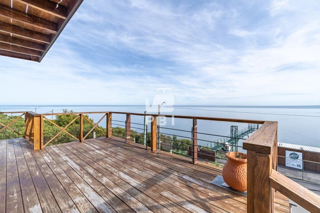 2 casas de 2 dormitorios con vista en Cerro San -