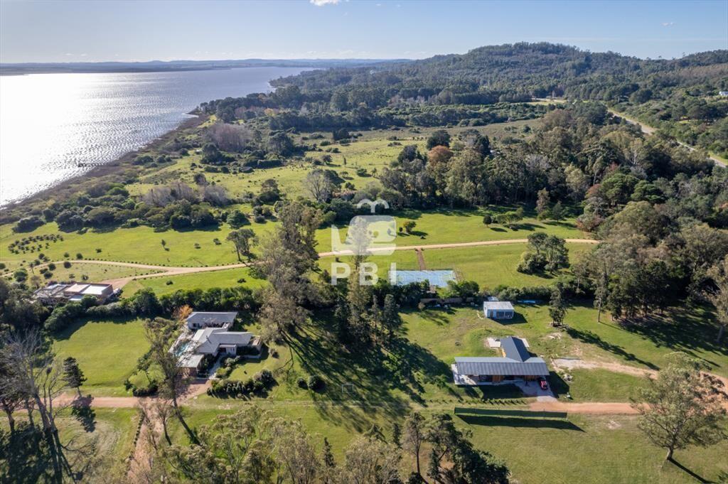 Terreno en venta en Barrio Privado en Laguna del