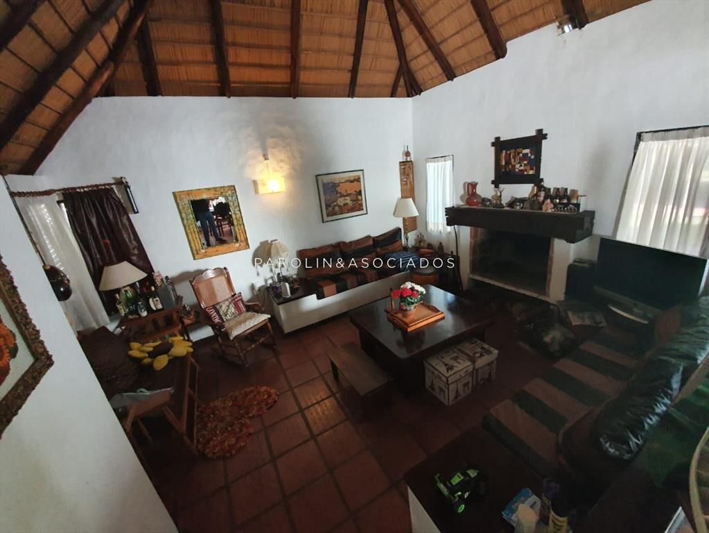 Casa en venta de 2 dormitorios en Pinares, Punta del Este.