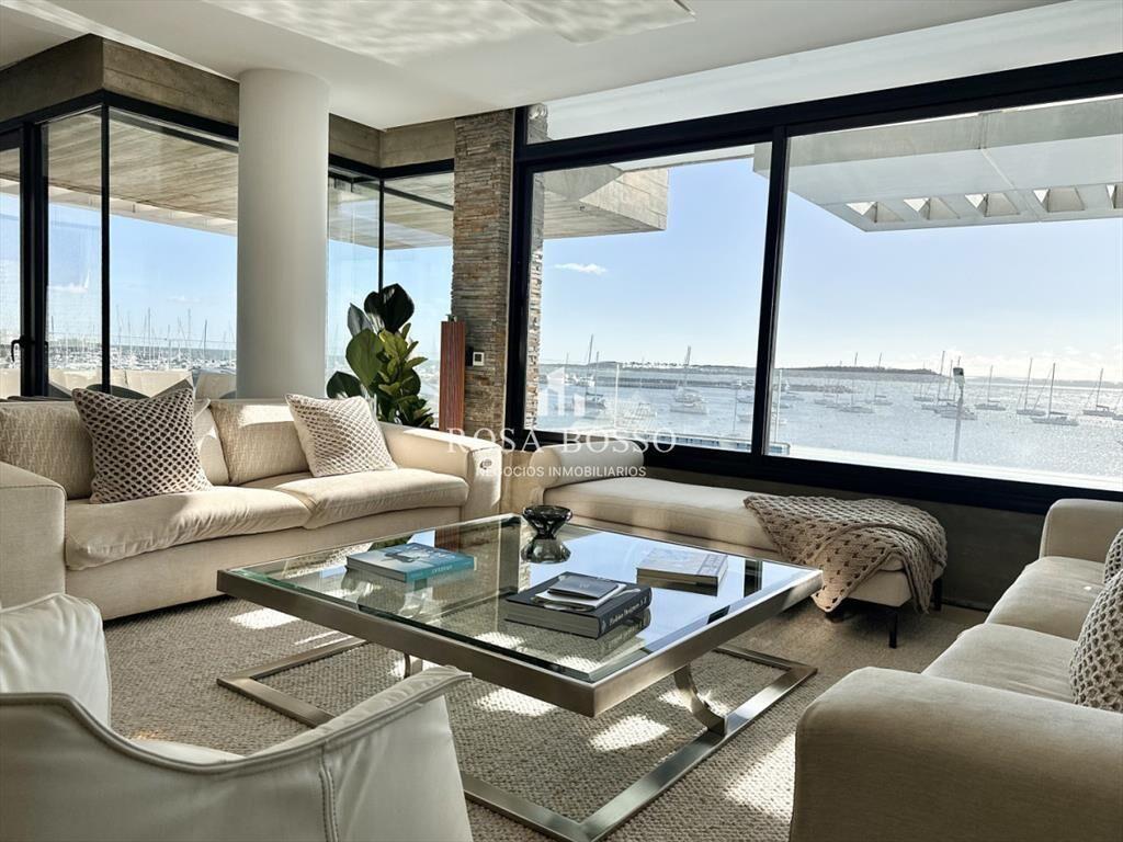 Apartamento en Alquiler Exclusivo 4 Dormitorios