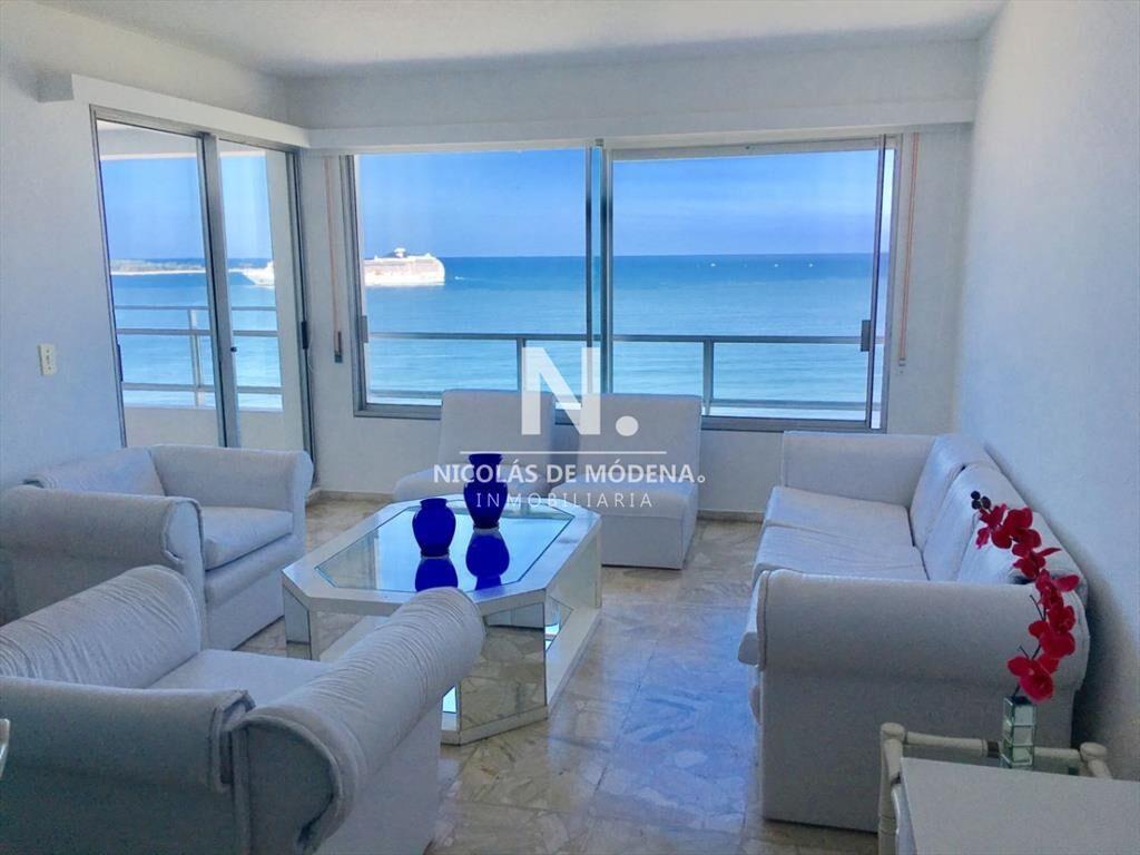 Amplio apartamento en venta Punta del Este