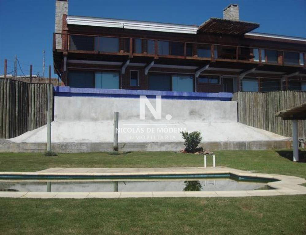 Casa en Venta en Punta Ballena en Venta