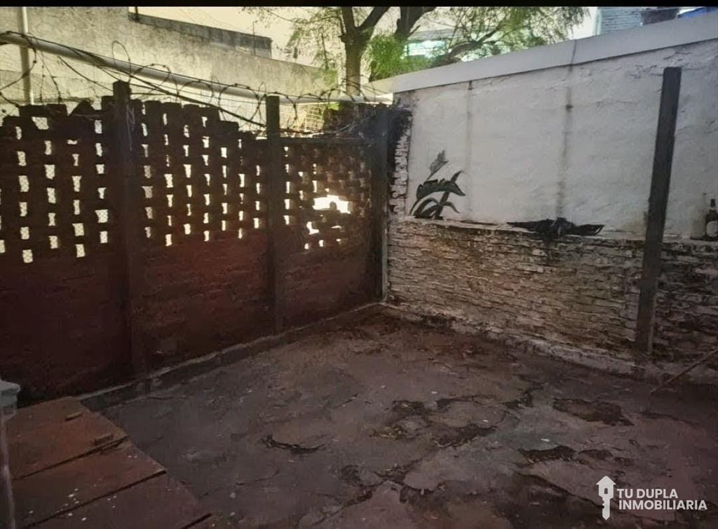 Casa alquiler barrio Goes.
