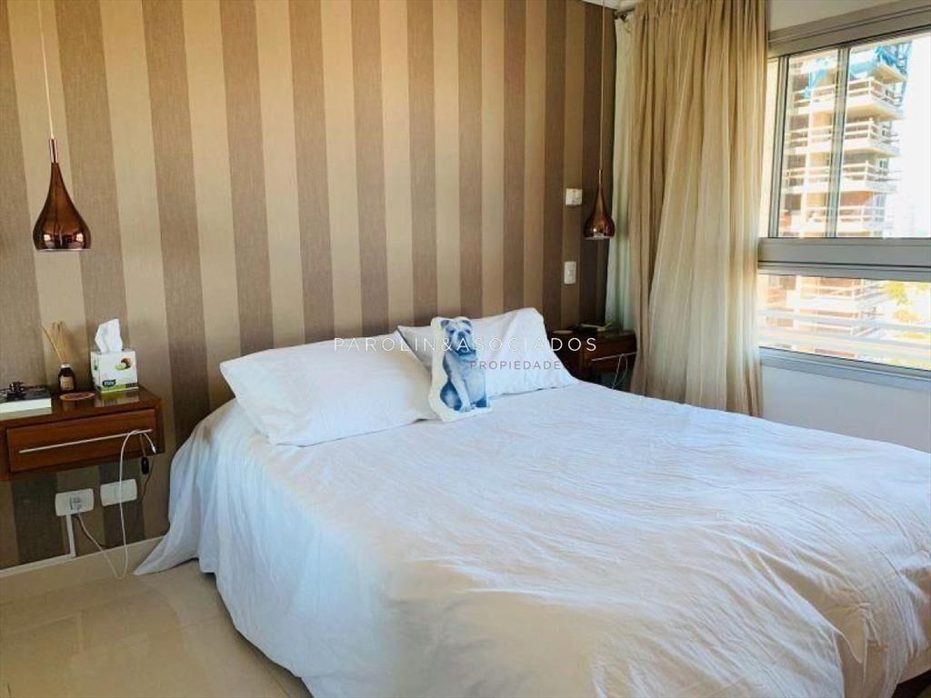 Apartamento en venta de 2 dormitorios en Miami