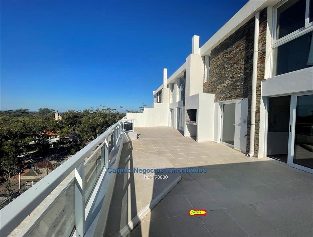 Venta con renta - Atlántida- Apartamento - 2 dormitorios -P