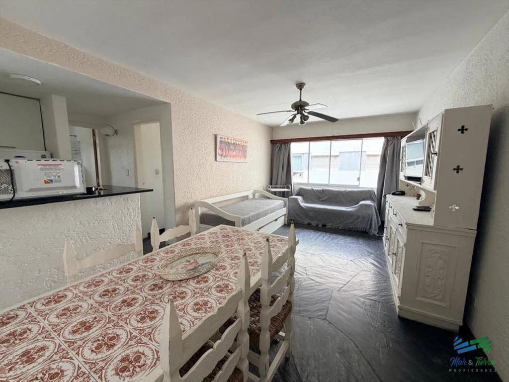 En venta apartamento 1 dormtorio en playa Mansa,