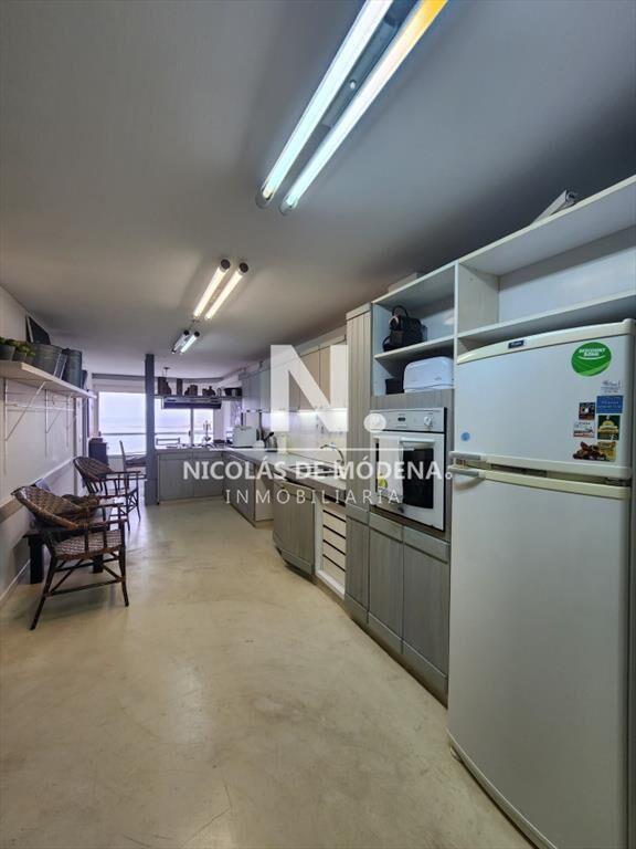 Departamento de 3 dormitorios en venta frente a