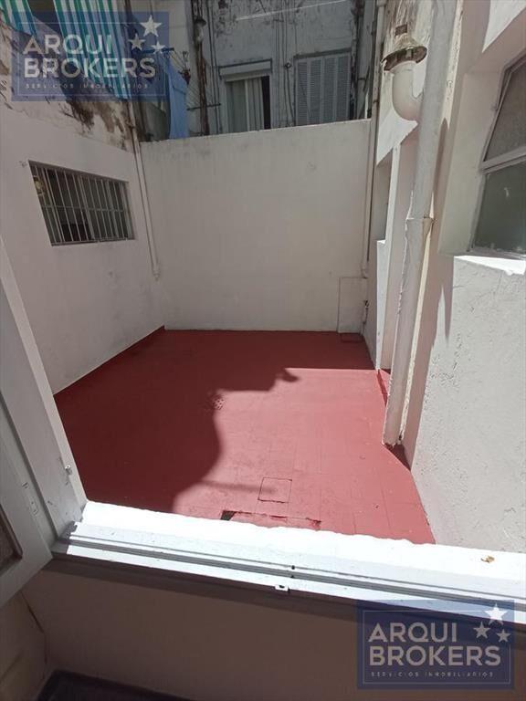 Venta con renta apartamento dos dormitorios en Malvín