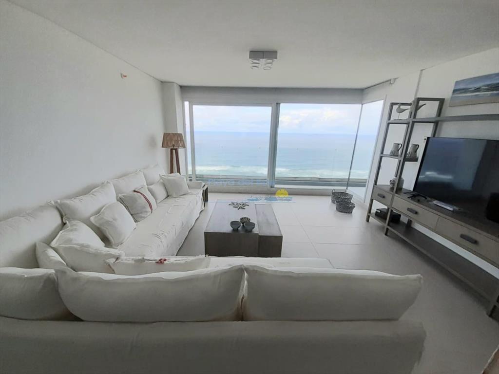 Apartamento en venta de 3 dormitorios en Torre Le