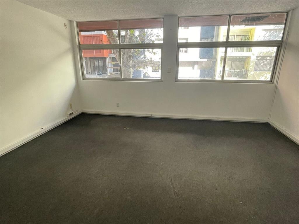 OFICINAS Y SUBSUELO DE COCHERAS