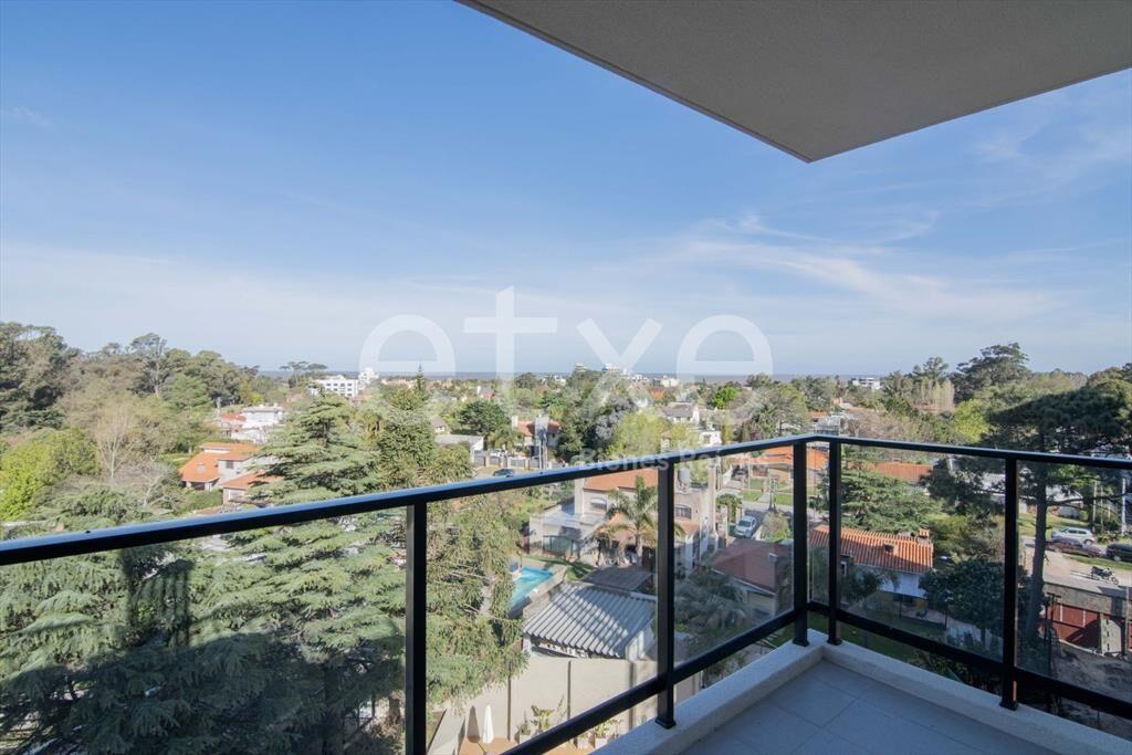 Apartamento en Venta 2 Dormitorios Barra de Carrasco...
