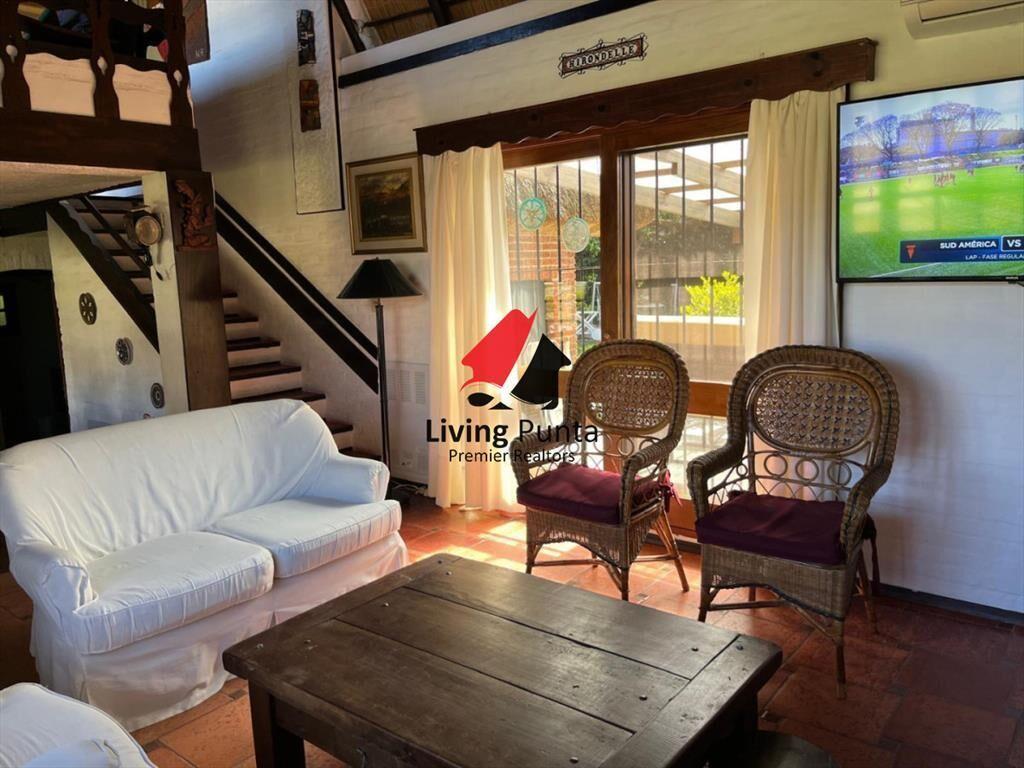 Hermosa casa a pasos del mar