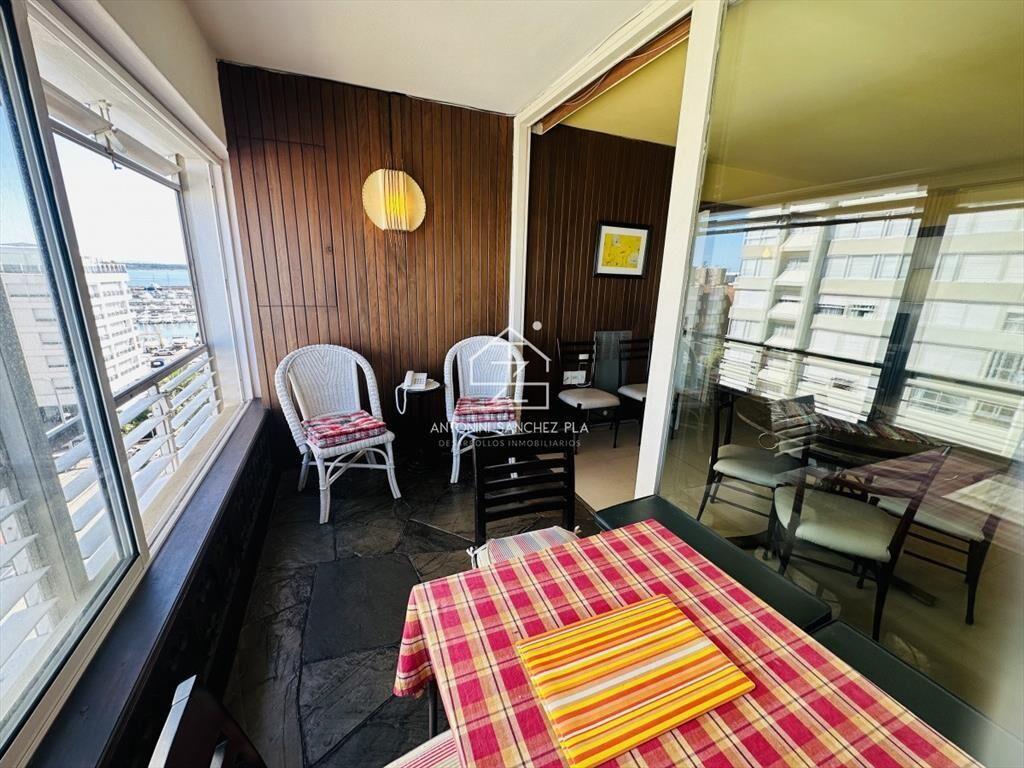 Venta de apartamento de dos dormitorios en Punta