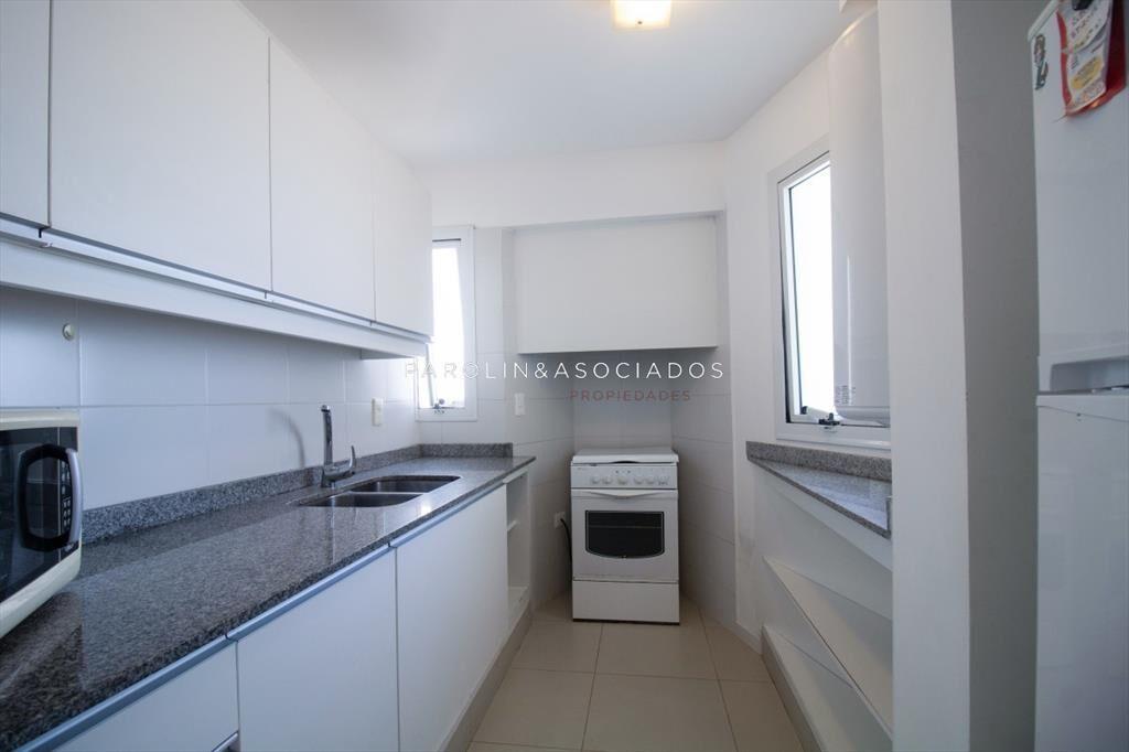 Apartamento de 2 dormitorios en venta en edificio Botavara,