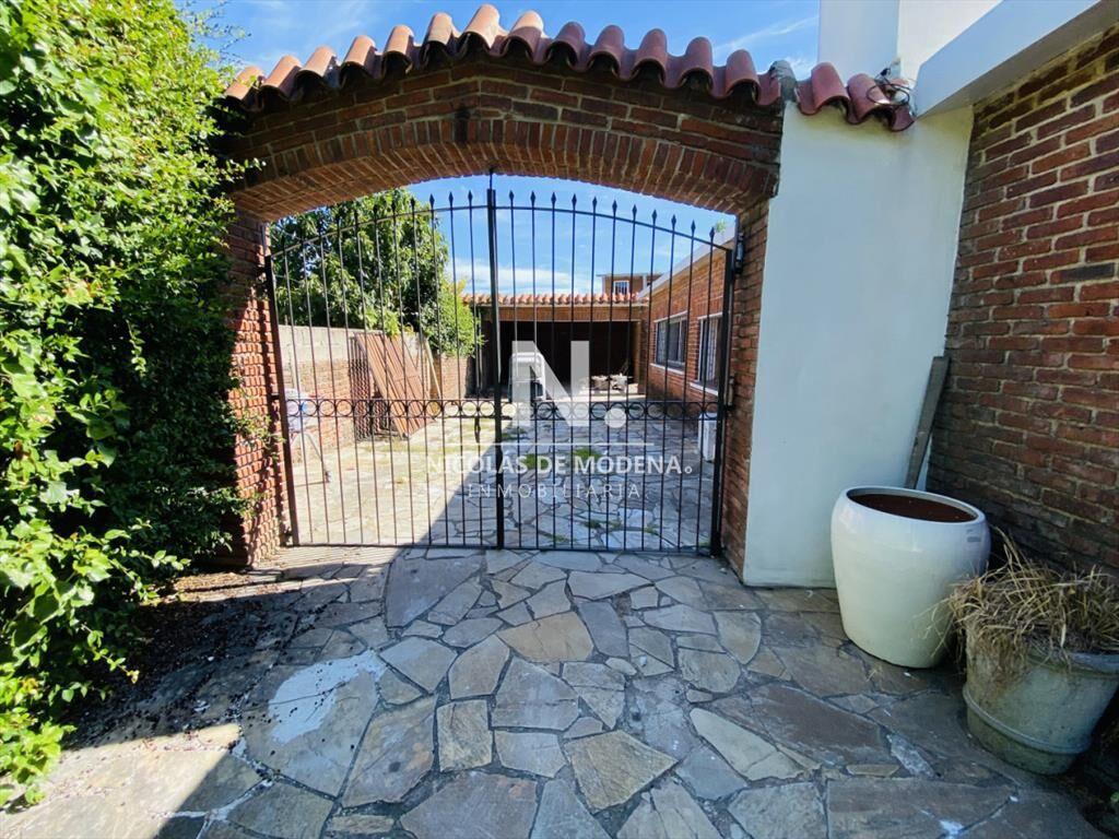 CASA A LA VENTA EN PUNTA DEL ESTE