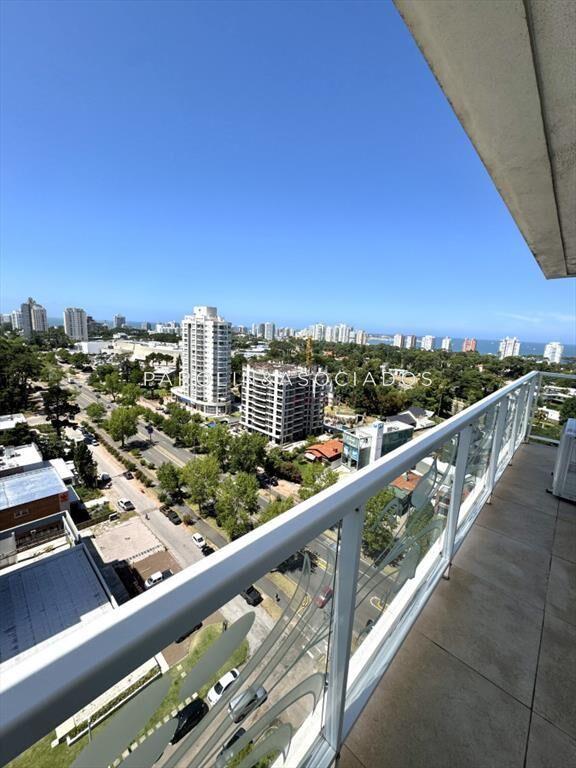 Apartamento de 1 dormitorio en venta en Torre del