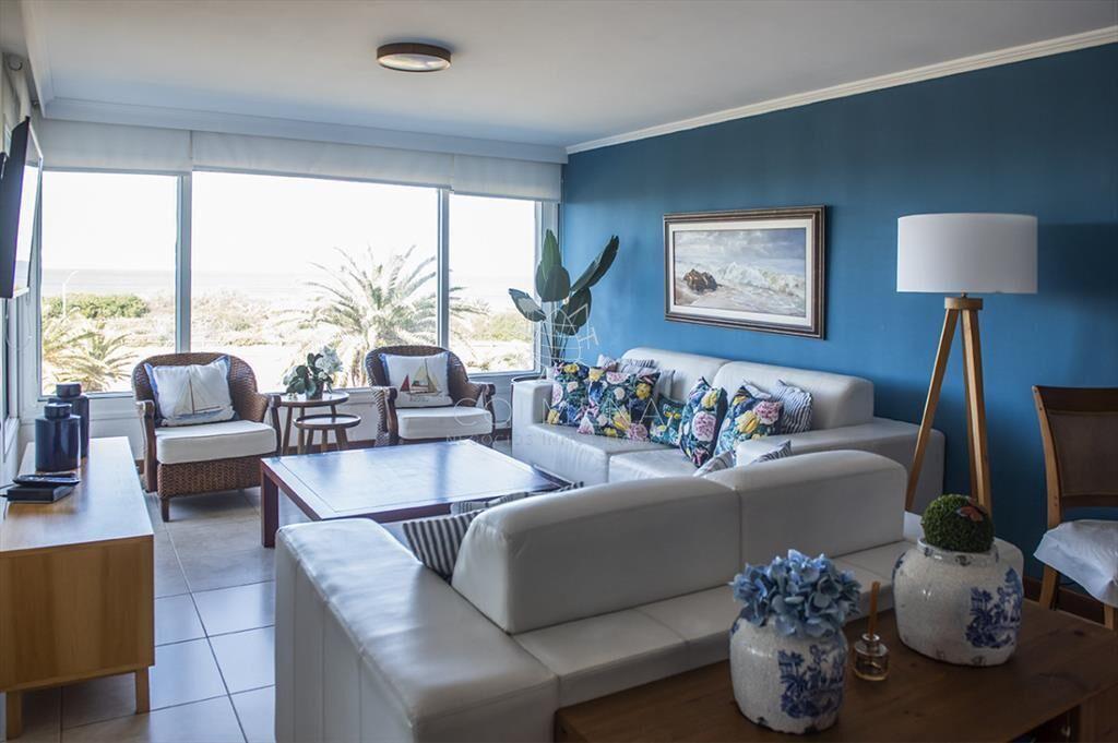 En venta Elegante apartamento en San Rafael, del