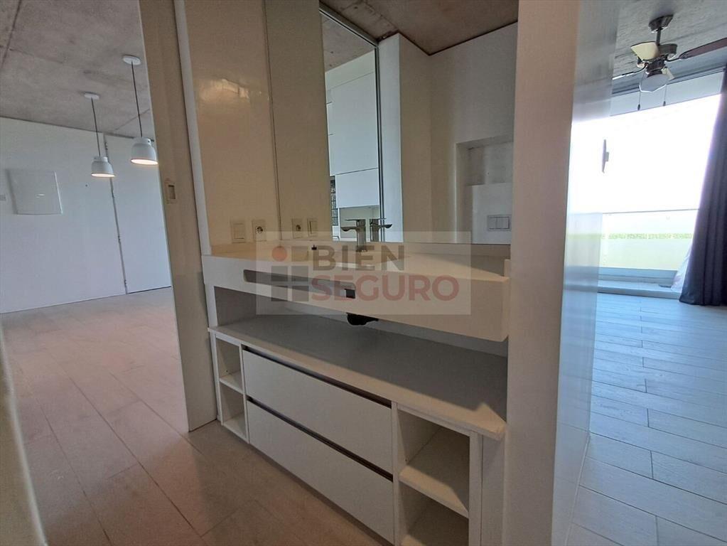 Moderno apartamento de 1 dormitorio, con vista al mar, en v