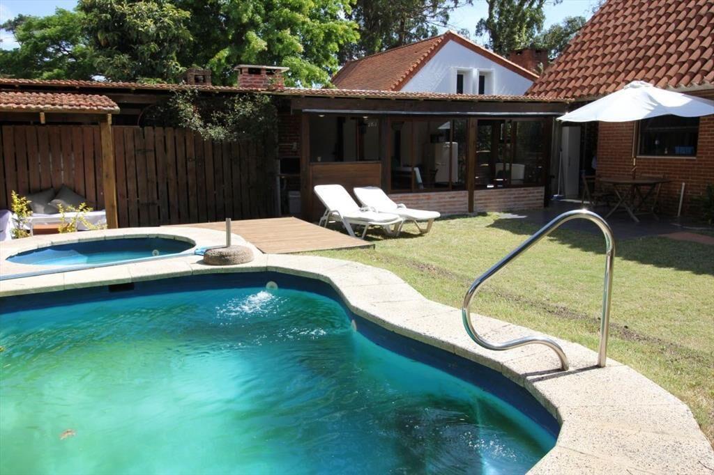 Casa 4 dormitorios con piscina en alquiler, zona mansa, Pun