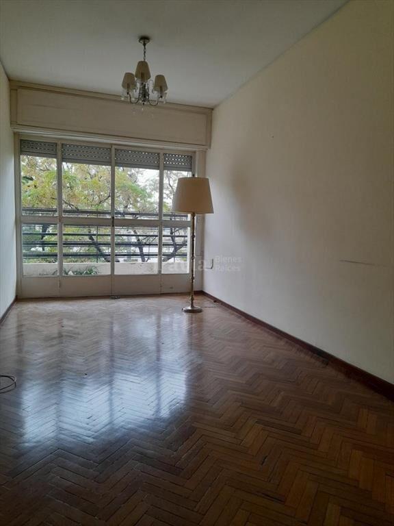 Venta Apartamento Un Dormitorio Prado al frente con terraza