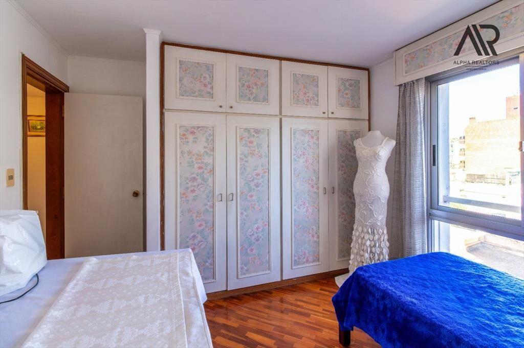 Apartamento en venta c/ cochera en Malvin