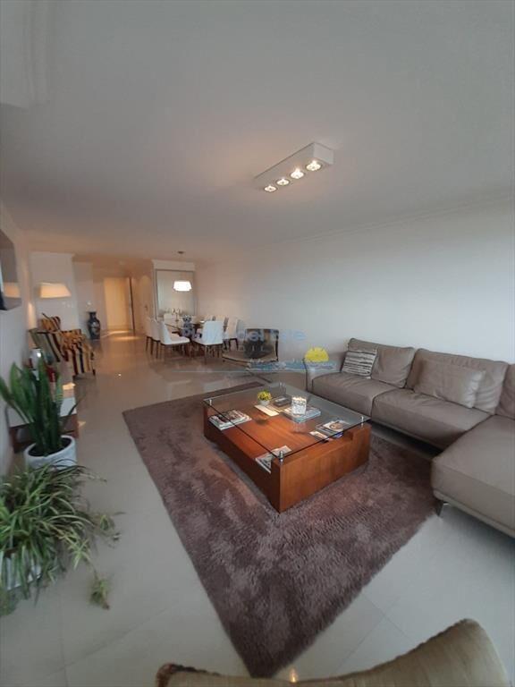 Apartamento en venta de 3 dormitorios en Punta ,