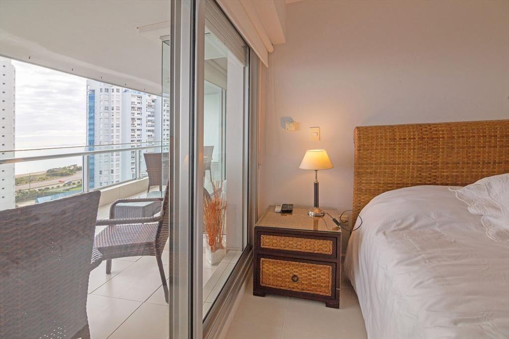Alquiler temporario departamento en Season Tower