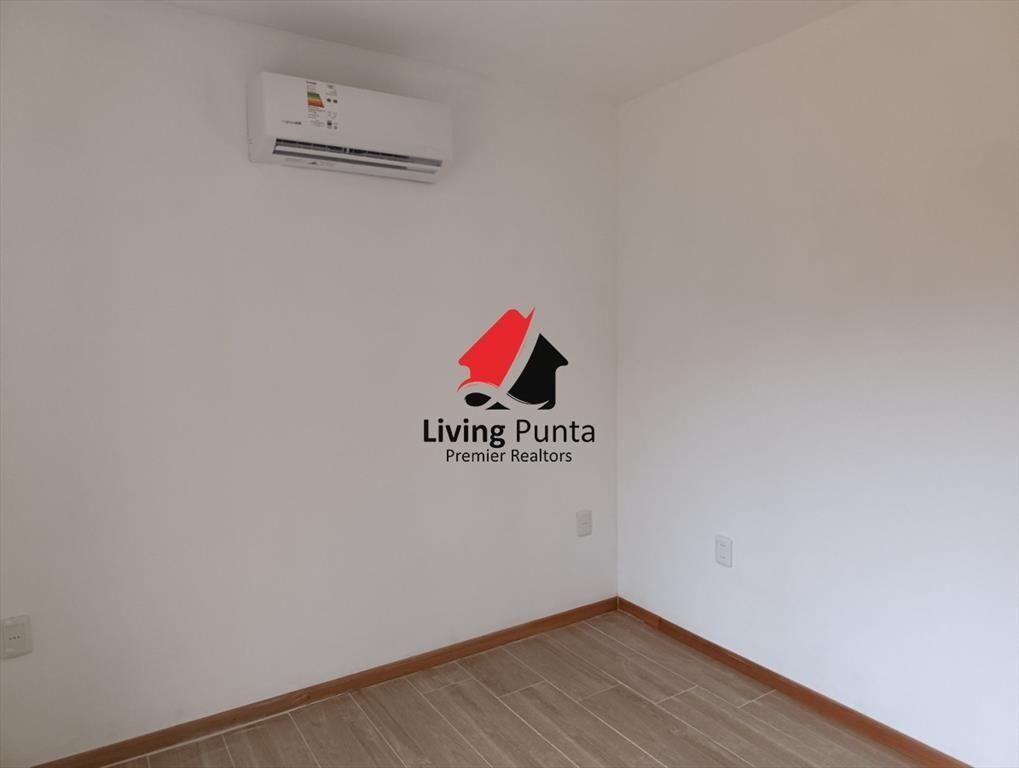Casa a estrenar en venta - Pinares - Punta del